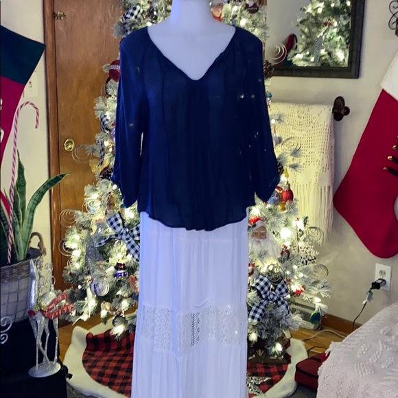 Navy Blouse. Size small. - Picture 3 of 4